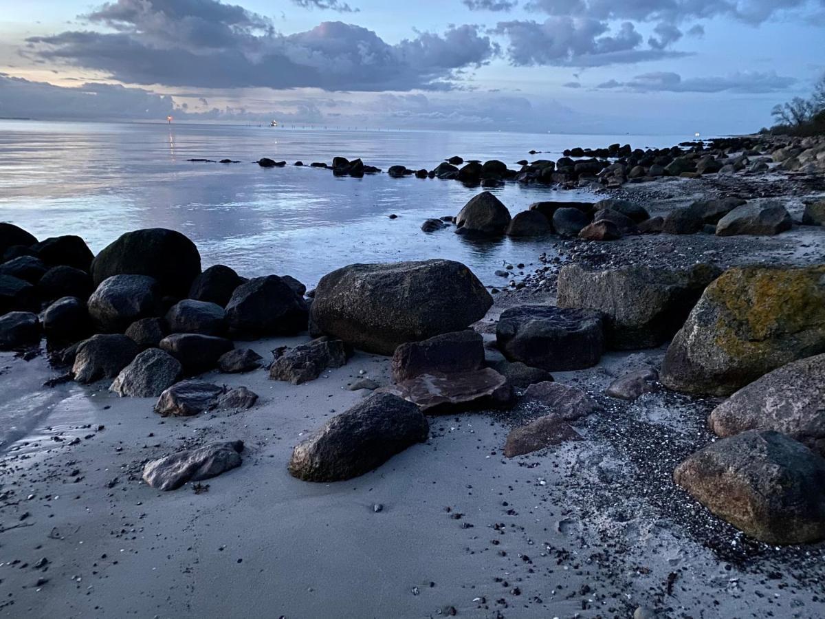Feriehus Med Havudsigt Spodsbjerg Exterior foto
